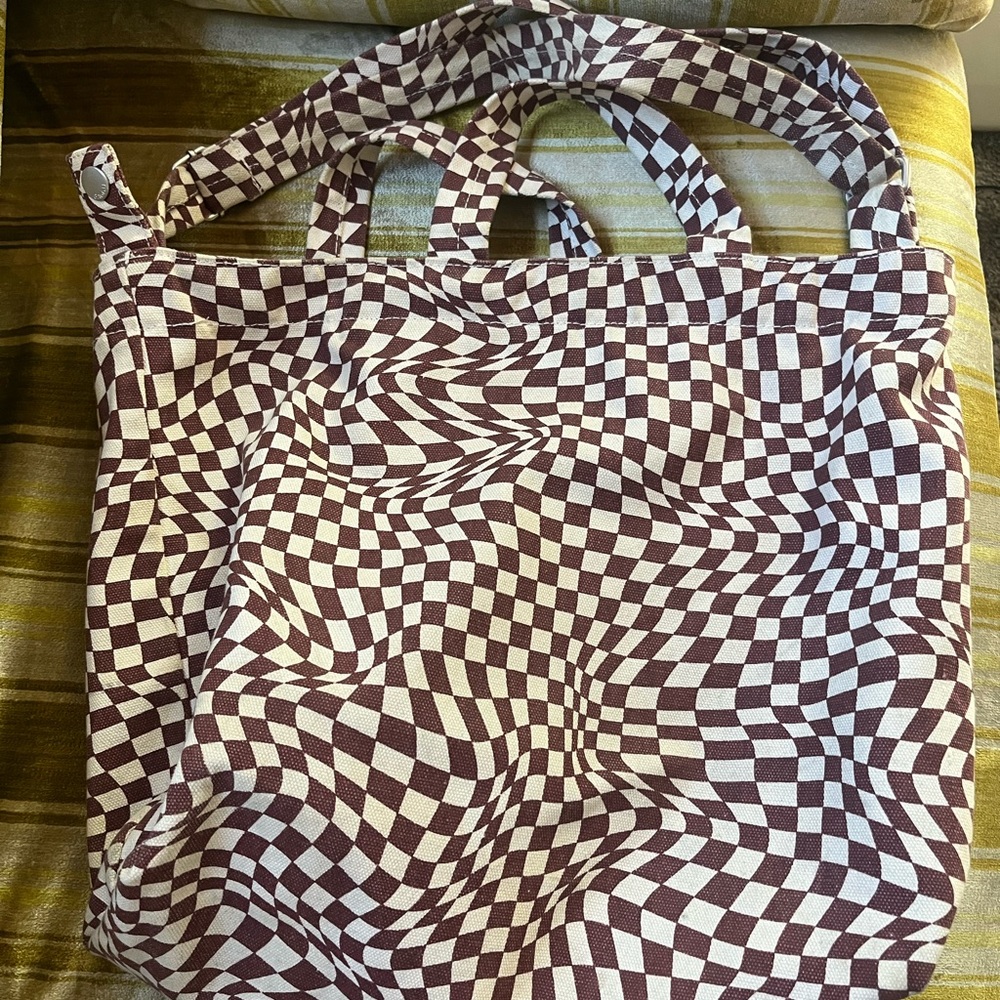 BAGGU Brown and White Trippy Checkerboard Tote Bag